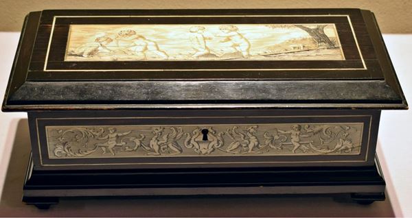 Scatola, Lombardia, sec. XIX, in ebano con  - Asta ANTIQUARIATO, COLLEZIONISMO E GIOIELLI - Poggio Bracciolini Casa d'Aste