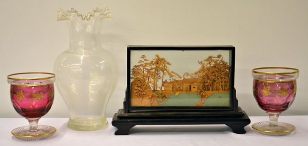 Due coppe, inizi sec. XX, in vetro decorato  - Asta ANTIQUARIATO, COLLEZIONISMO E GIOIELLI - Poggio Bracciolini Casa d'Aste