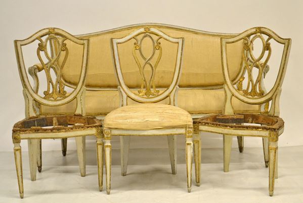 Salotto, Luigi XVI, composto da divano e sei sedie,  - Asta ANTIQUARIATO, COLLEZIONISMO E GIOIELLI - Poggio Bracciolini Casa d'Aste