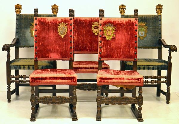 Due poltrone e tre sedie, in stile 600, imbottite e ricoperte