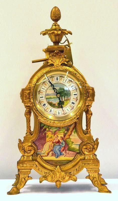 Orologio da tavolo, Francia, inizi sec. XX, in metallo&nbsp;&nbsp;&nbsp;&nbsp;&nbsp;&nbsp;&nbsp;&nbsp;&nbsp;&nbsp;&nbsp;&nbsp;&nbsp;&nbsp;&nbsp;&nbsp;&nbsp;&nbsp;&nbsp;&nbsp;