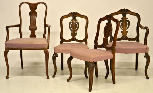 Coppia di sedie e due poltroncine, in stile '700,