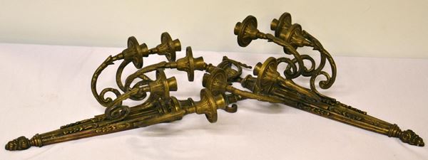 Coppia di applique, inizi sec. XX,  - Asta ANTIQUARIATO, COLLEZIONISMO E GIOIELLI - Poggio Bracciolini Casa d'Aste