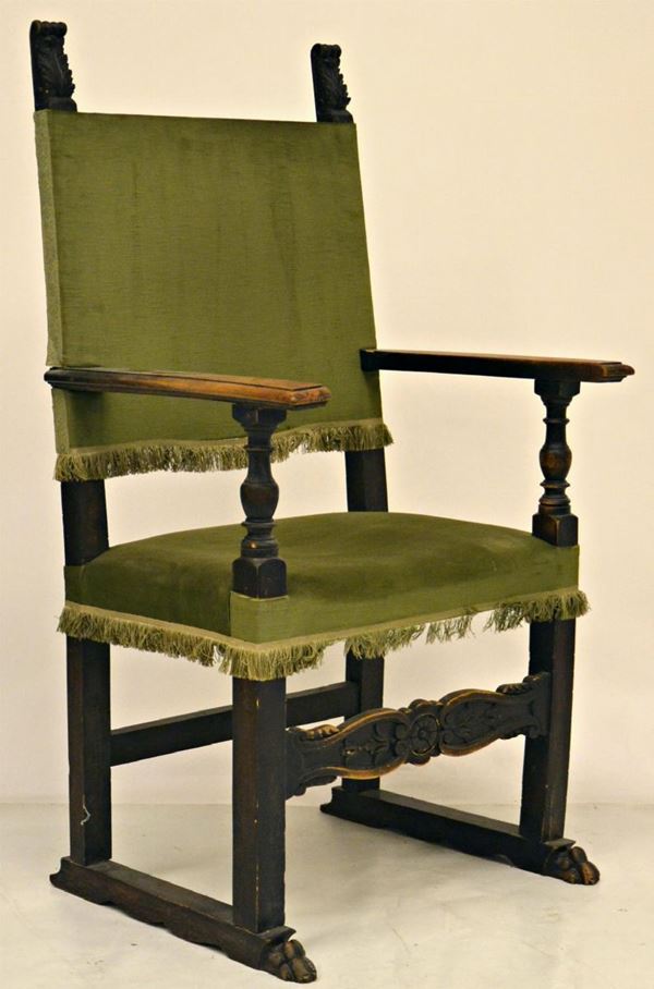 Poltrona, in stile '600, in pioppo, seduta e schienale
