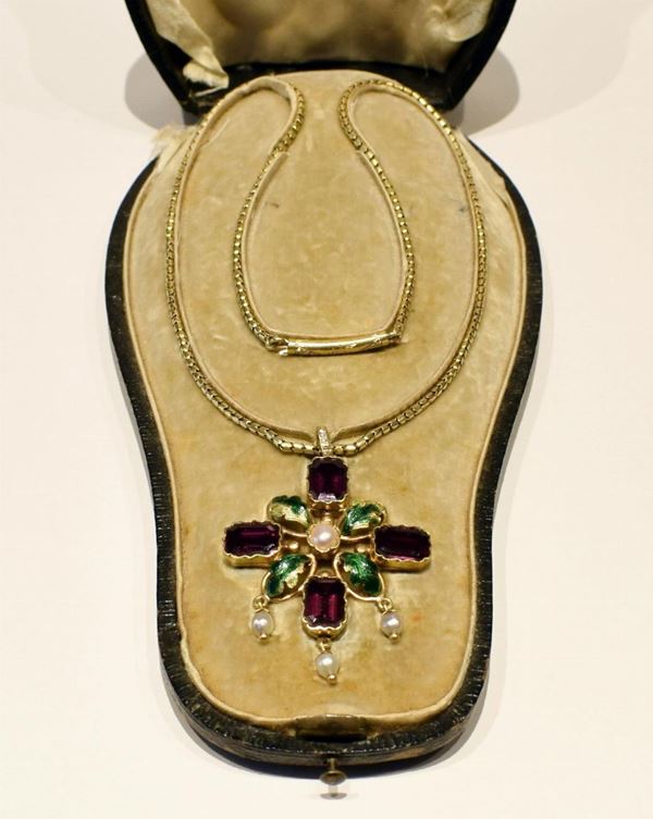 COLLANA E PENDENTE , SEC, XIX, IN ORO, TORMALINE
