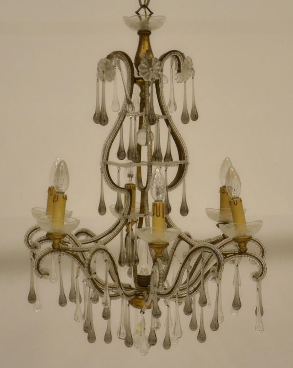 Lampadario, sec. XX, in bronzo con fiori