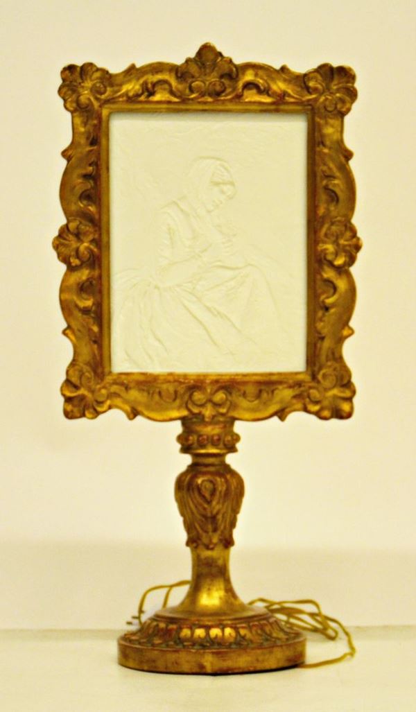 Formella, sec. XIX, in gesso con figura femminile