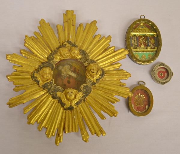Quattro reliquie, sec. XVIII, entro cornici
