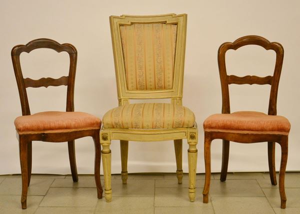 Due sedie, Luigi Filippo, in noce, sedute  - Asta GIOIELLI, ARGENTI, ARREDI E DIPINTI DAL XVII AL XX SECOLO - Poggio Bracciolini Casa d'Aste