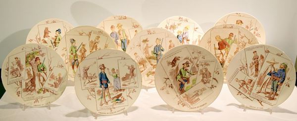 Dodici piatti da parete, Francia, sec. XX,  - Asta GIOIELLI, ARGENTI, ARREDI E DIPINTI DAL XVII AL XX SECOLO - Poggio Bracciolini Casa d'Aste