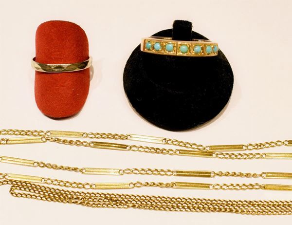DUE COLLANE IN ORO GIALLO E DUE ANELLI  - Asta GIOIELLI, DIPINTI, ARREDI E OGGETTI D'ARTE - Poggio Bracciolini Casa d'Aste