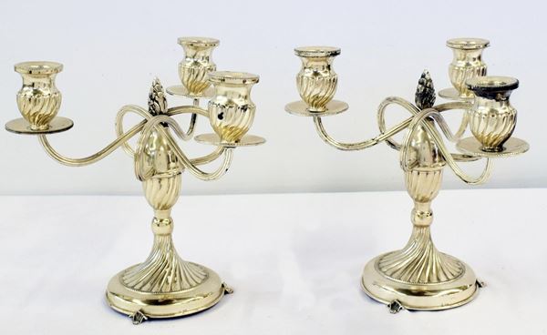 COPPIA DI CANDELIERI , SEC. XX  - Asta GIOIELLI, DIPINTI, ARREDI E OGGETTI D'ARTE - Poggio Bracciolini Casa d'Aste