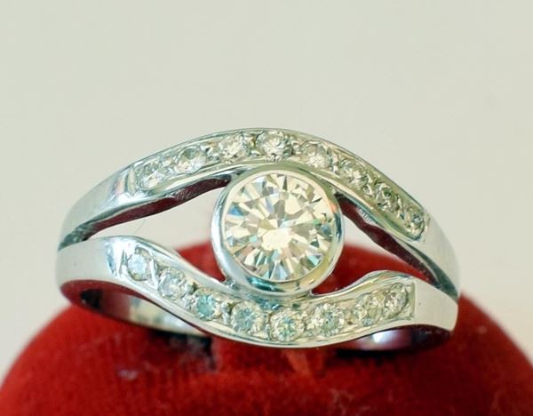 ANELLO IN ORO BIANCO E DIAMANTI&nbsp;&nbsp;&nbsp;&nbsp;&nbsp;&nbsp;&nbsp;&nbsp;&nbsp;&nbsp;&nbsp;&nbsp;&nbsp;&nbsp;&nbsp;&nbsp;&nbsp;&nbsp;&nbsp;&nbsp;&nbsp;&nbsp;&nbsp;&nbsp;&nbsp;&nbsp;&nbsp;&nbsp;&nbsp;&nbsp;&nbsp;&nbsp;&nbsp;&nbsp;&nbsp;&nbsp;&nbsp;&nbsp;&nbsp;&nbsp;&nbsp;&nbsp;&nbsp;