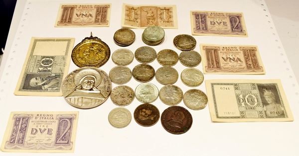 VENTIDUE MONETE DA LIRE 500