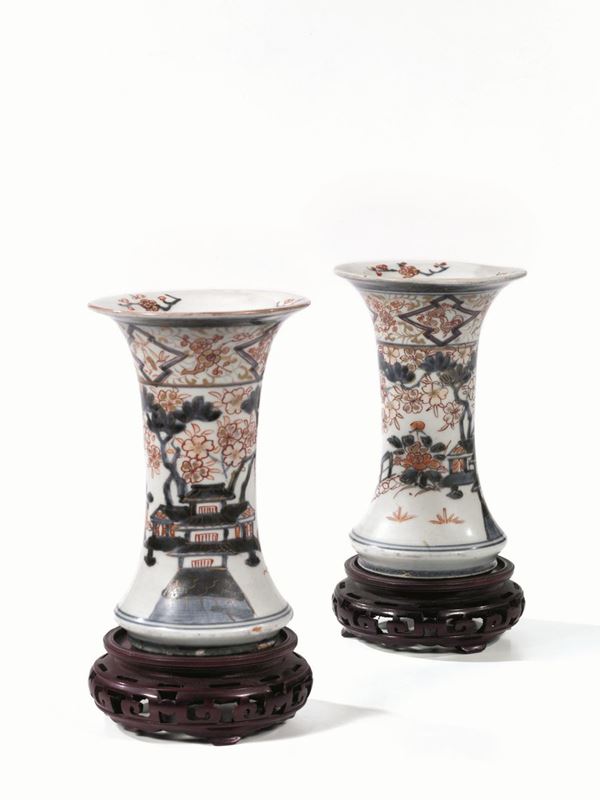 COPPIA DI PICCOLI VASI, GIAPPONE, SEC. XVIII  - Asta GIOIELLI, DIPINTI, ARREDI E OGGETTI D'ARTE - Poggio Bracciolini Casa d'Aste