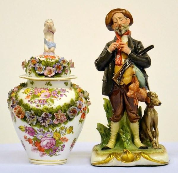 Vaso, Francia, sec. XIX, in ceramica con