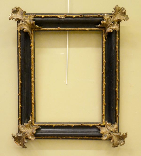Cornice, sec. XVIII, in legno laccato