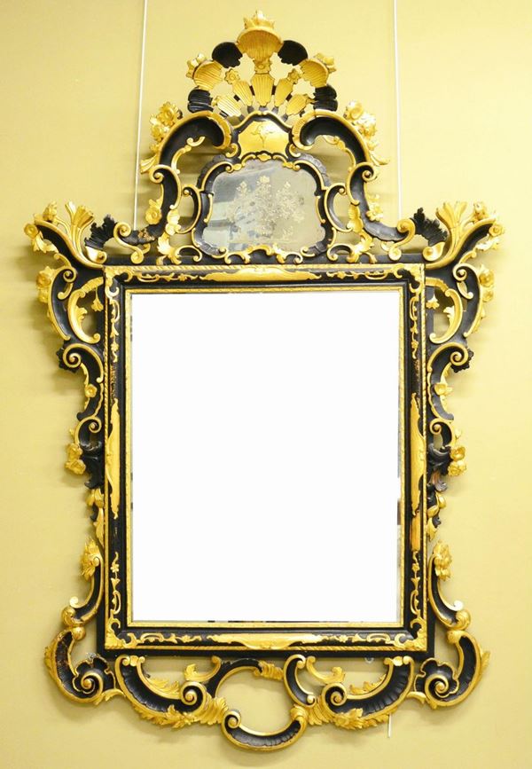 Specchiera, Venezia, sec. XVIII, entro cornice  - Asta GIOIELLI, DIPINTI, ARREDI E OGGETTI D'ARTE - Poggio Bracciolini Casa d'Aste