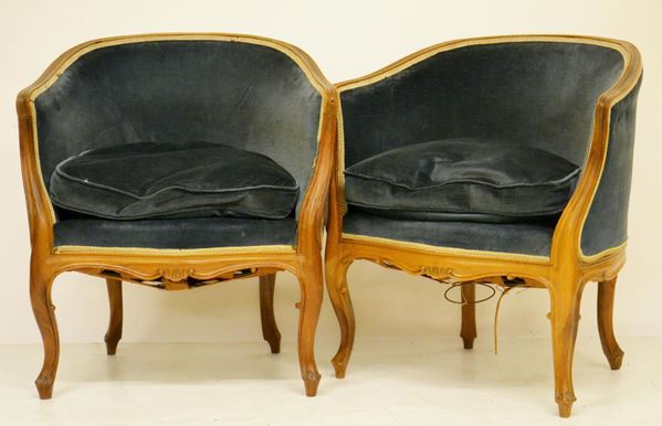 Coppia di poltroncine a pozzetto, inizi sec. XX,