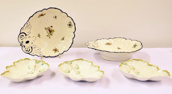 Due centrotavola, sec. XIX, in porcellana  - Asta GIOIELLI, DIPINTI, ARREDI E OGGETTI D'ARTE - Poggio Bracciolini Casa d'Aste