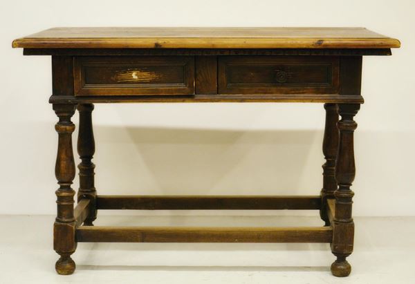 Tavolo, in stile 600, in noce e cipresso,