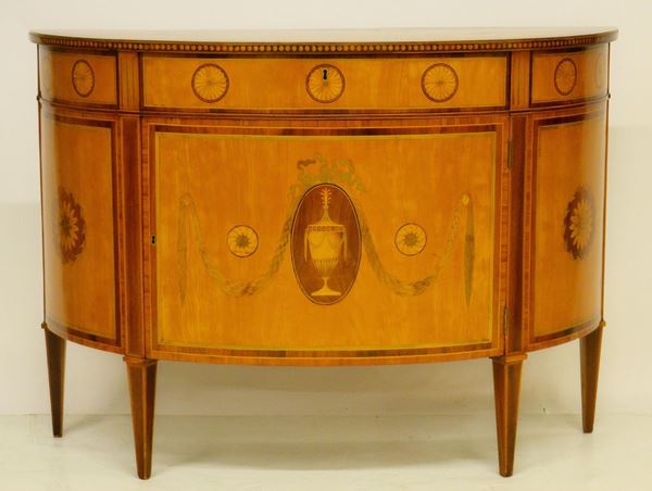 Credenza, sec. XIX, in acero filettato ed intarsiato,