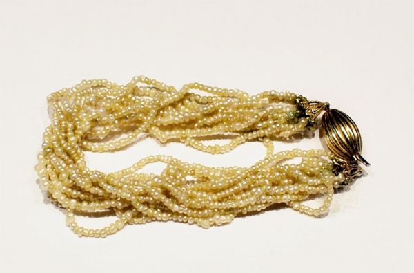 BRACCIALETTO , IN ORO GIALLO E PERLE&nbsp;&nbsp;&nbsp;&nbsp;&nbsp;&nbsp;&nbsp;&nbsp;&nbsp;&nbsp;&nbsp;&nbsp;&nbsp;&nbsp;&nbsp;&nbsp;&nbsp;&nbsp;&nbsp;&nbsp;&nbsp;&nbsp;&nbsp;&nbsp;&nbsp;&nbsp;&nbsp;&nbsp;&nbsp;&nbsp;&nbsp;&nbsp;&nbsp;&nbsp;&nbsp;&nbsp;&nbsp;&nbsp;
