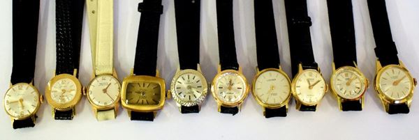 DIECI PICCOLI OROLOGI DA POLSO PER SIGNORA                                