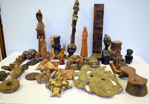 Lotto composto da trenta sculture , sec. XX&nbsp;&nbsp;&nbsp;&nbsp;&nbsp;&nbsp;&nbsp;&nbsp;&nbsp;&nbsp;&nbsp;&nbsp;&nbsp;&nbsp;&nbsp;&nbsp;&nbsp;&nbsp;&nbsp;&nbsp;&nbsp;&nbsp;&nbsp;&nbsp;&nbsp;&nbsp;&nbsp;&nbsp;&nbsp;&nbsp;&nbsp;