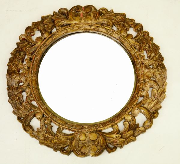 Specchiera, sec. XX, entro cornice circolare&nbsp;&nbsp;&nbsp;&nbsp;&nbsp;&nbsp;&nbsp;&nbsp;&nbsp;&nbsp;&nbsp;&nbsp;&nbsp;&nbsp;&nbsp;&nbsp;&nbsp;&nbsp;&nbsp;&nbsp;&nbsp;&nbsp;&nbsp;&nbsp;&nbsp;&nbsp;&nbsp;&nbsp;&nbsp;&nbsp;  - Asta ASTA A TEMPO - ANTIQUARIATO E COLLEZIONISMO - Poggio Bracciolini Casa d'Aste