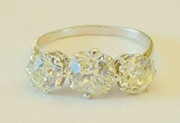 ANELLO TRILOGY,IN ORO BIANCO E DIAMANTI&nbsp;&nbsp;&nbsp;&nbsp;&nbsp;&nbsp;&nbsp;&nbsp;&nbsp;&nbsp;&nbsp;&nbsp;&nbsp;&nbsp;&nbsp;&nbsp;&nbsp;&nbsp;&nbsp;&nbsp;&nbsp;&nbsp;&nbsp;&nbsp;&nbsp;&nbsp;&nbsp;&nbsp;&nbsp;&nbsp;&nbsp;&nbsp;&nbsp;&nbsp;&nbsp;