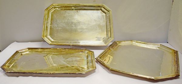 COPPIA DI VASSOI, SEC. XX                                                   - Asta GIOIELLI, ARREDI D'ANTIQUARIATO, DIPINTI E SCULTURE - Poggio Bracciolini Casa d'Aste