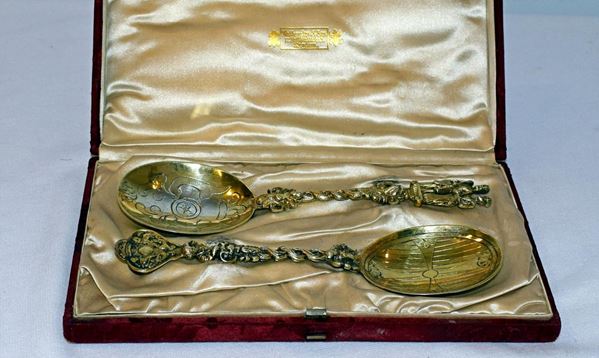 DUE CUCCHIAI , LONDRA FINE SEC. XIX  - Asta GIOIELLI, ARREDI D'ANTIQUARIATO, DIPINTI E SCULTURE - Poggio Bracciolini Casa d'Aste