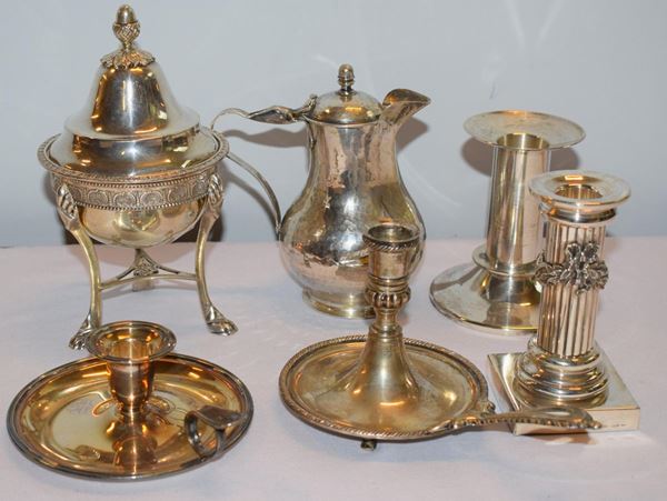 LOTTO COMPOSTO DA , CAFFETTIERA,ZUCCHERIERA                                 - Asta GIOIELLI, ARREDI D'ANTIQUARIATO, DIPINTI E SCULTURE - Poggio Bracciolini Casa d'Aste