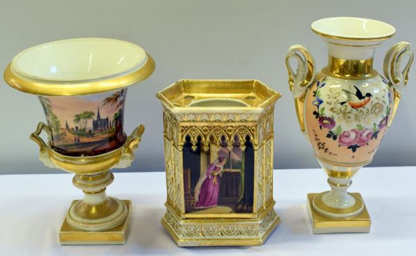 Due vasi Impero  - Asta GIOIELLI, ARREDI D'ANTIQUARIATO, DIPINTI E SCULTURE - Poggio Bracciolini Casa d'Aste