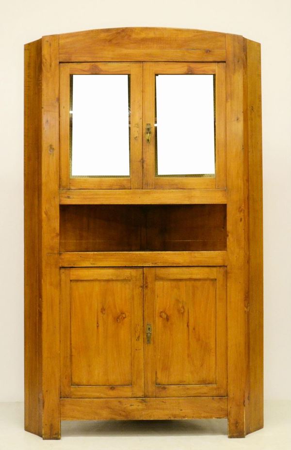 Angoliera, inizi sec. XX, in pioppo,  - Asta GIOIELLI, ARREDI D'ANTIQUARIATO, DIPINTI E SCULTURE - Poggio Bracciolini Casa d'Aste