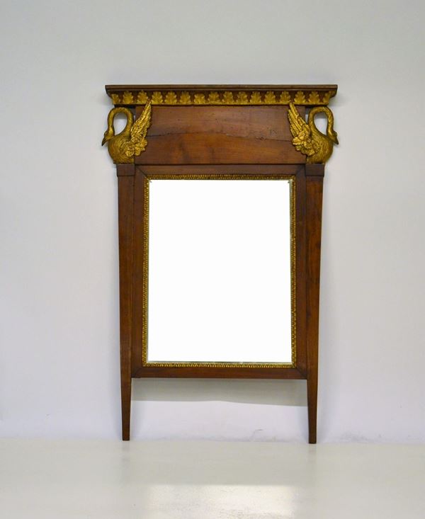 Specchiera Impero, entro cornice in pioppo  - Asta GIOIELLI, ARREDI D'ANTIQUARIATO, DIPINTI E SCULTURE - Poggio Bracciolini Casa d'Aste