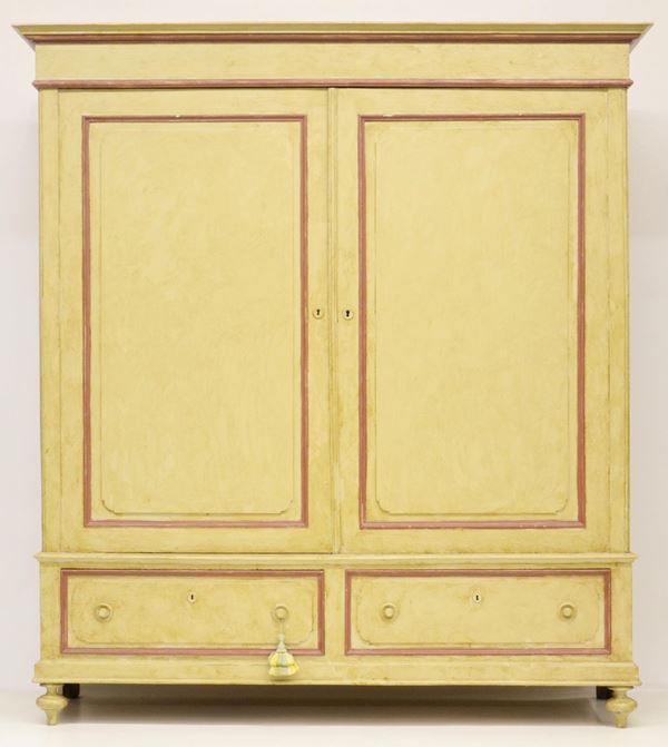 Armadio, sec. XIX, in legno laccato,