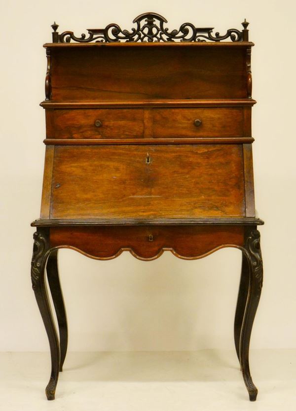 Scrittoio, sec. XIX, in mogano,&nbsp;  - Asta GIOIELLI, ARREDI D'ANTIQUARIATO, DIPINTI E SCULTURE - Poggio Bracciolini Casa d'Aste