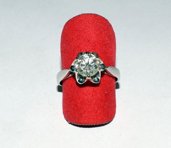 ANELLO IN ORO BIANCO E DIAMANTE