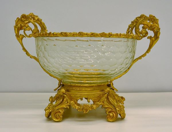 Centrotavola, in stile 700,                                                 - Asta GIOIELLI, ARGENTI, ARREDI, OGGETTI D'ARTE E DIPINTI - Poggio Bracciolini Casa d'Aste