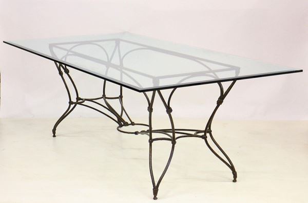 Tavolo, sec. XX, piano in cristallo molato,