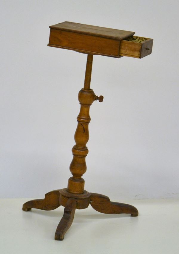 Piccolo tavolino da lavoro, sec. XIX,