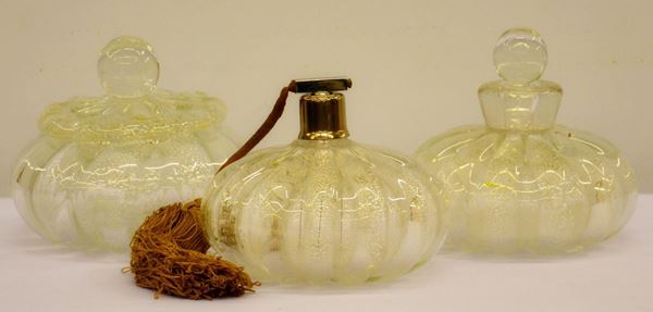 Tre contenitori da toilette, sec. XX,  - Asta GIOIELLI, ARGENTI, ARREDI, OGGETTI D'ARTE E DIPINTI - Poggio Bracciolini Casa d'Aste