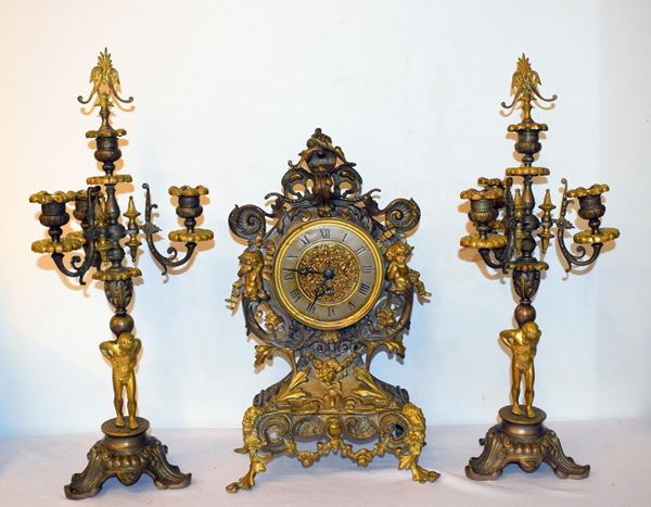 Orologio soprammobile, sec. XX&nbsp;&nbsp;&nbsp;&nbsp;&nbsp;&nbsp;&nbsp;&nbsp;&nbsp;&nbsp;&nbsp;&nbsp;&nbsp;&nbsp;&nbsp;&nbsp;&nbsp;&nbsp;&nbsp;&nbsp;&nbsp;&nbsp;&nbsp;&nbsp;&nbsp;&nbsp;&nbsp;&nbsp;&nbsp;&nbsp;&nbsp;&nbsp;&nbsp;&nbsp;&nbsp;&nbsp;&nbsp;&nbsp;&nbsp;&nbsp;&nbsp;&nbsp;&nbsp;&nbsp;