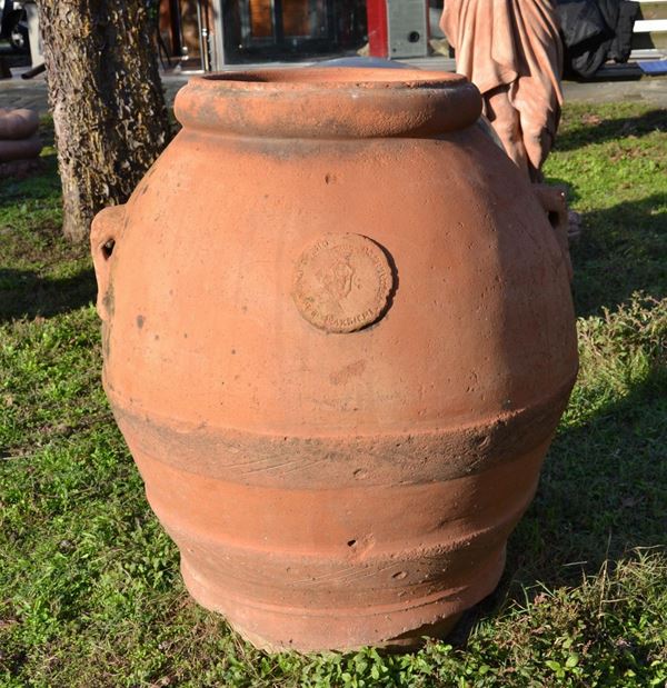 Orcio, sec. XIX, in terracotta,&nbsp;&nbsp;&nbsp;&nbsp;&nbsp;&nbsp;&nbsp;&nbsp;&nbsp;&nbsp;&nbsp;&nbsp;&nbsp;&nbsp;&nbsp;&nbsp;&nbsp;&nbsp;&nbsp;&nbsp;&nbsp;&nbsp;&nbsp;&nbsp;&nbsp;&nbsp;&nbsp;&nbsp;&nbsp;&nbsp;&nbsp;&nbsp;&nbsp;&nbsp;&nbsp;&nbsp;&nbsp;&nbsp;&nbsp;&nbsp;&nbsp;&nbsp;&nbsp;
