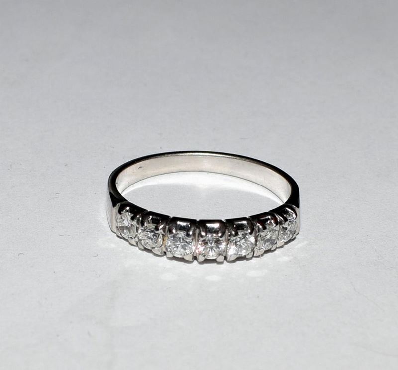 Anello Veretta in Oro Bianco e Diamanti