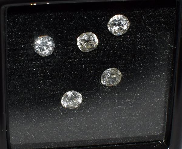 CINQUE DIAMANTI,