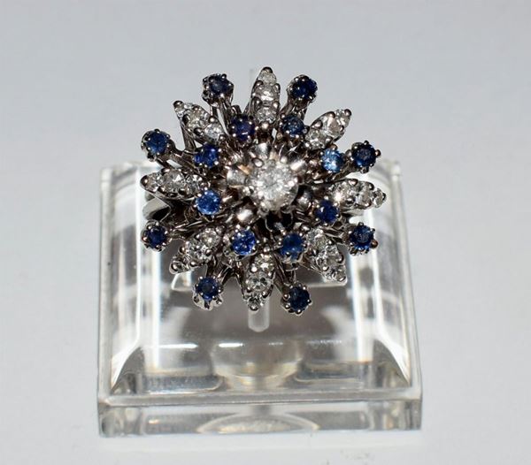 ANELLO IN ORO BIANCO 14 KT , DIAMANTI E ZAFFIRI