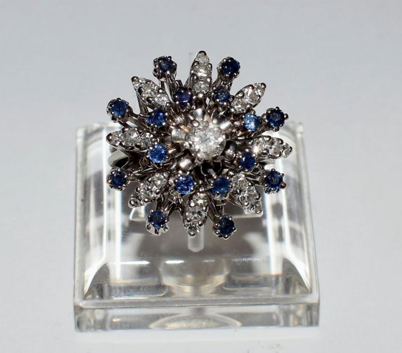 Anello in Oro Bianco 14 Kt , Diamanti e Zaffiri